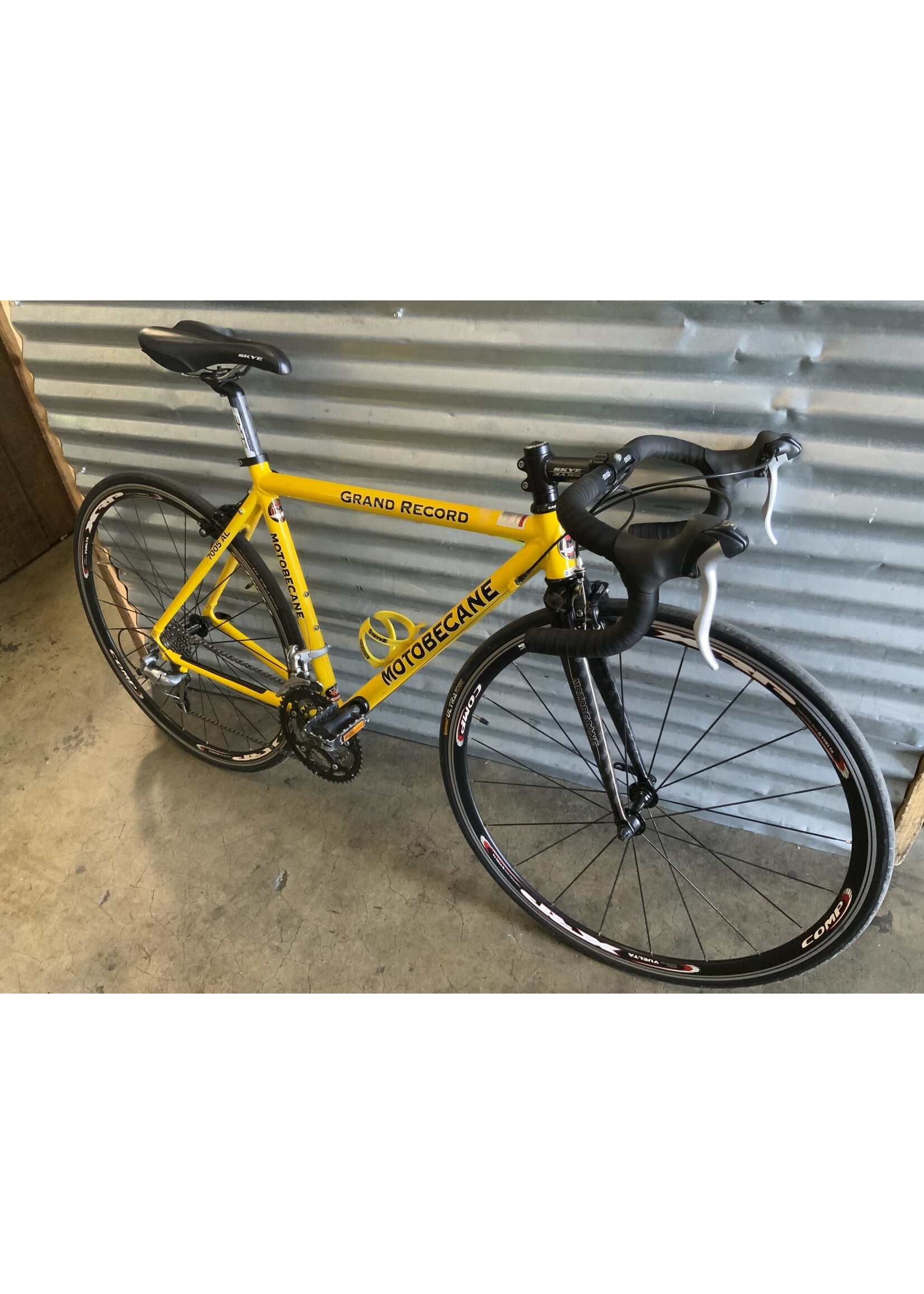Motobecane Yellow Motobecane Grand touring Road 48cm