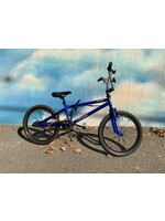 used Mongoose Armor, blue, 20" wheel as-is