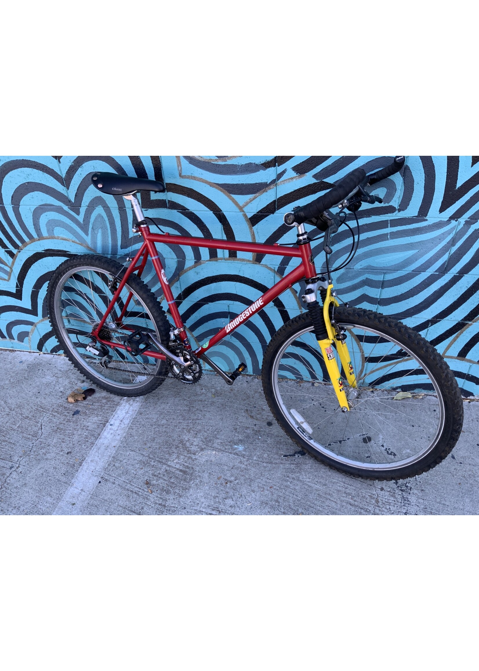 Bridgestone Bridgestone Red/YellowMB4 Medium
