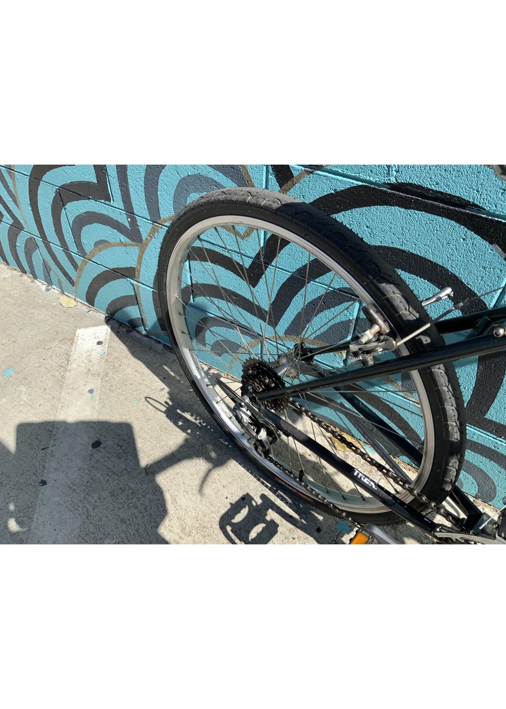 Trek Trek Antelope 830 Hybrid Black 700c