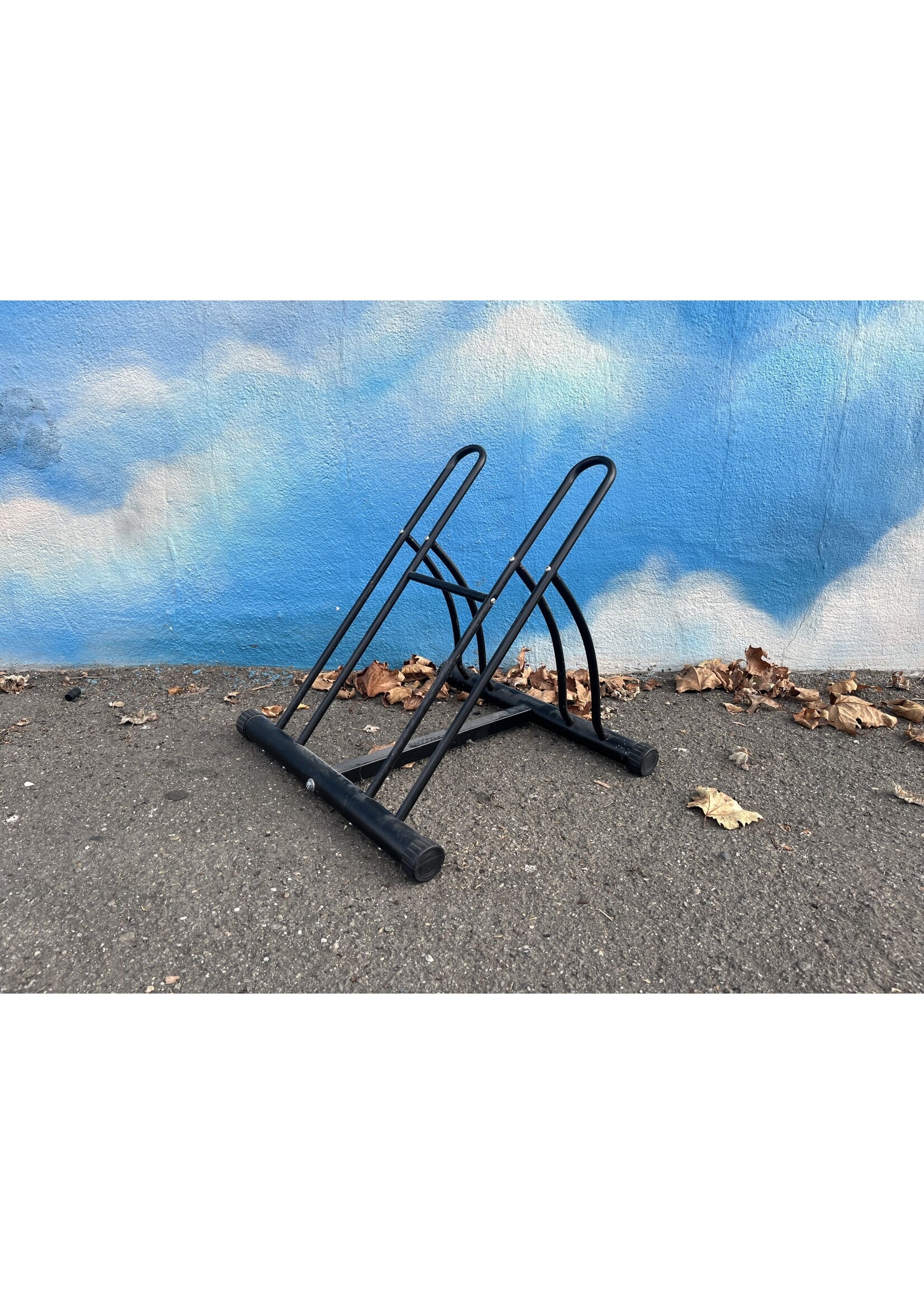 used 2-bike parking rack