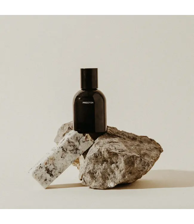 6 Degrees Collective Preston Cologne