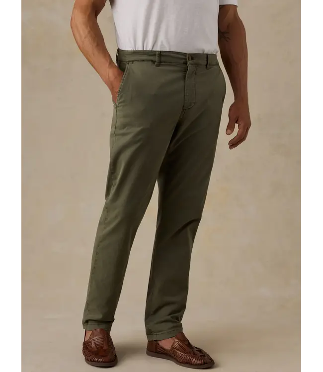 Coastline Chino - Elm Olive Green