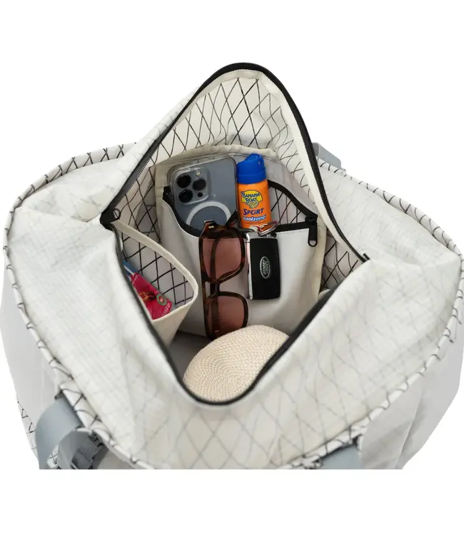 The Low Tide Tote - Hunter, Patriot