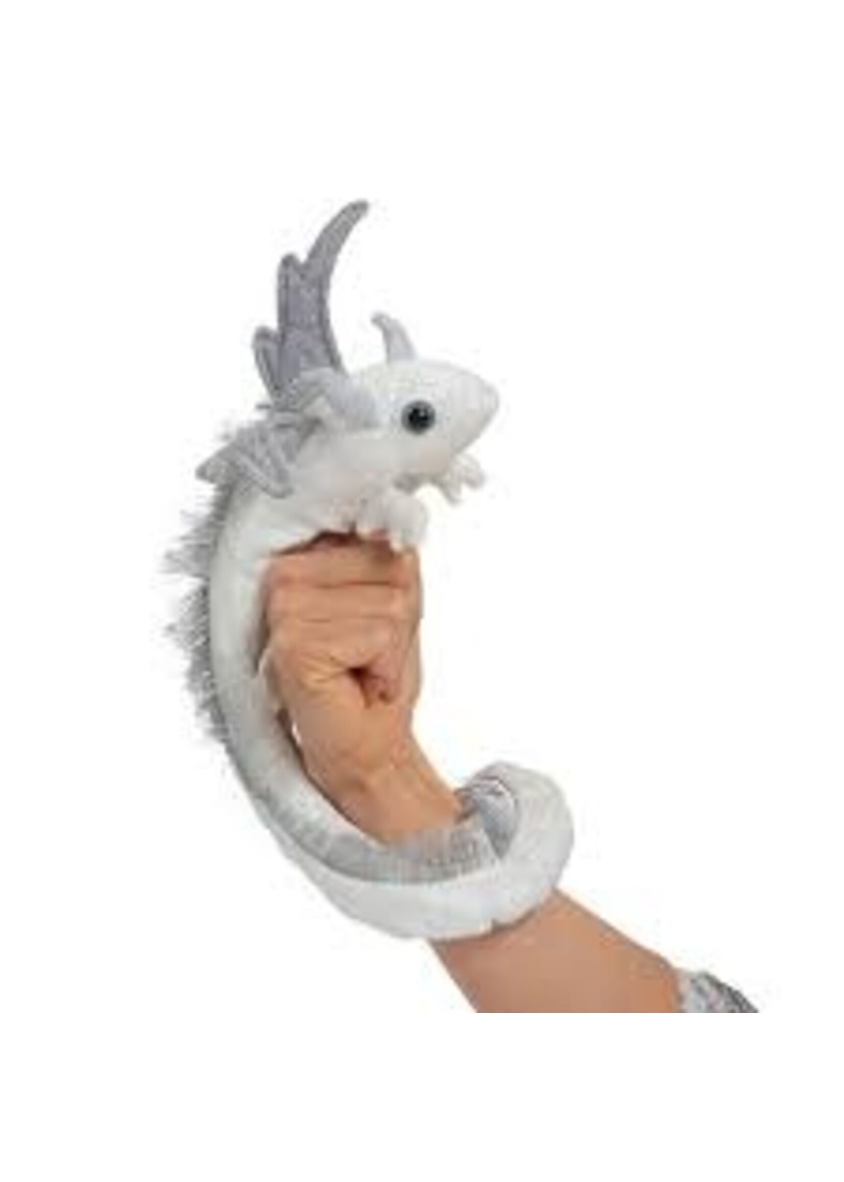 PUPPET PEARL DRAGON WRISTLET