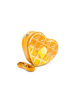 BEWALTZ BEWALTZ WAFFLE HEART HANDBAG