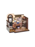 HANDS CRAFT MOSE'S DETECTIVE AGENCY