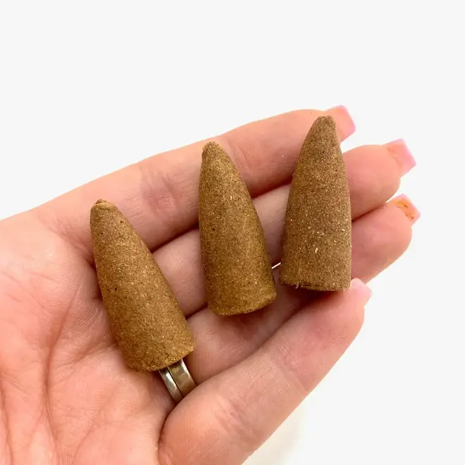 White Sage Backflow Reverse Flow Incense (Dhoop) Cones - 24 Cones/Box Satya