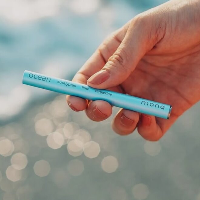 MONQ Ocean Pen- (Eucalyptus, lime, tangerine) Essential Oil - Personal Aromatherapy Diffuser