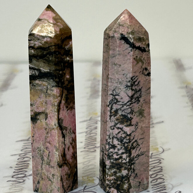 Rhodonite Obelisk Tower Generator - Medium (3 - 5")