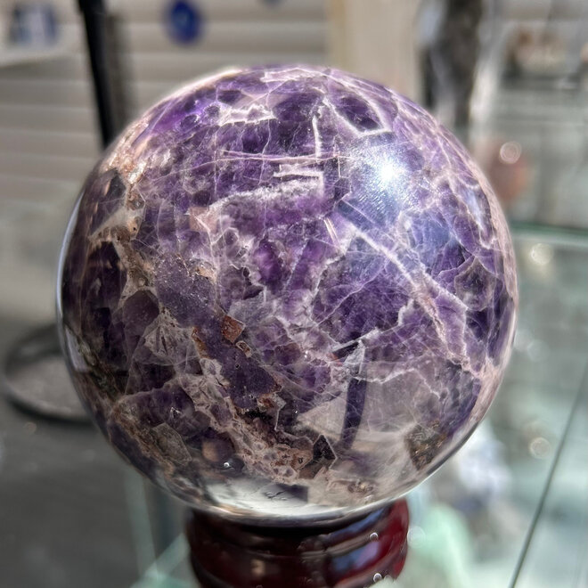 Chevron (Dream) Amethyst Sphere - 90mm