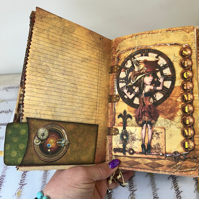 Junk Journal Local Hand Made 5.5'' x 8'' x 2''