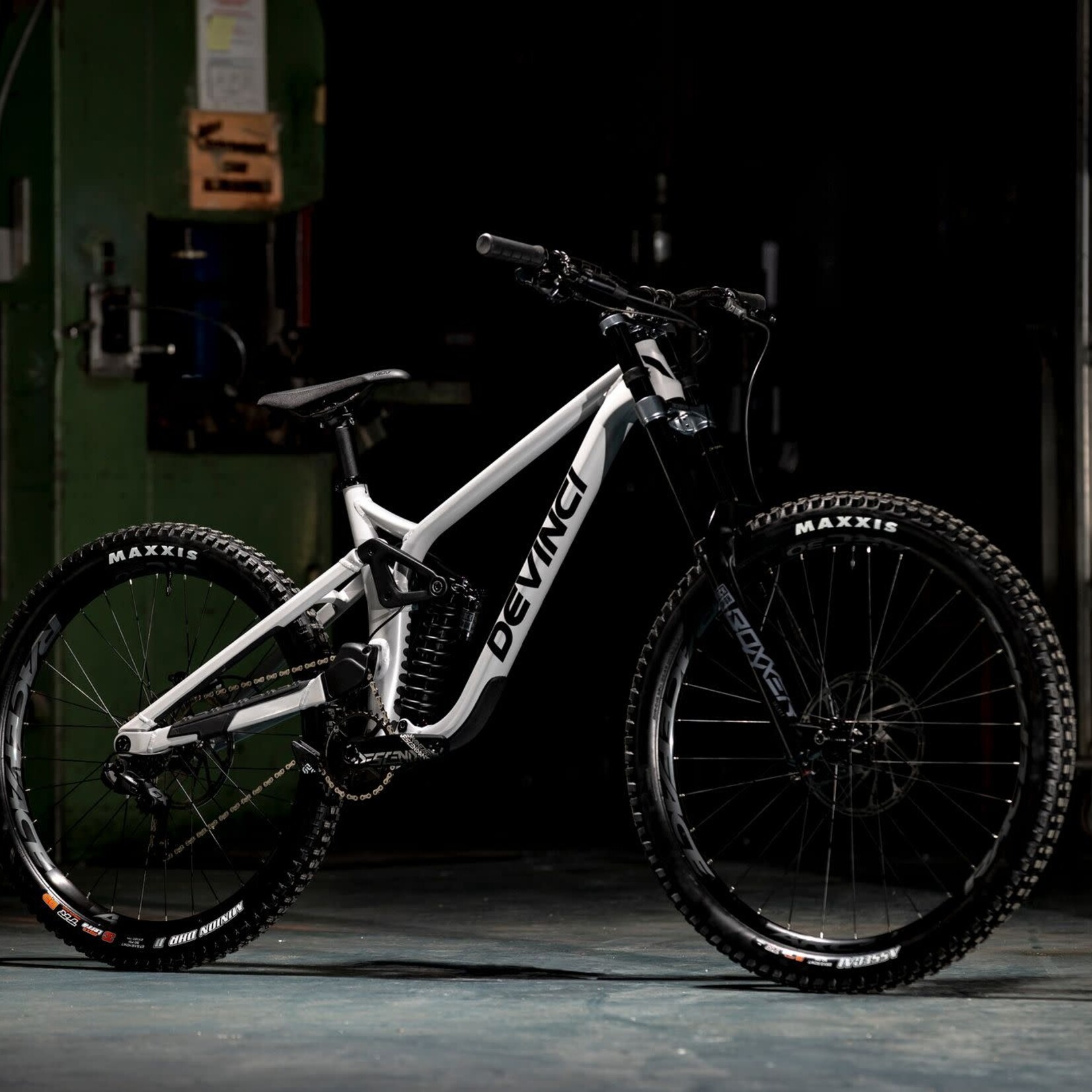 Devinci 2023 Devinci Chainsaw Mountain Bike