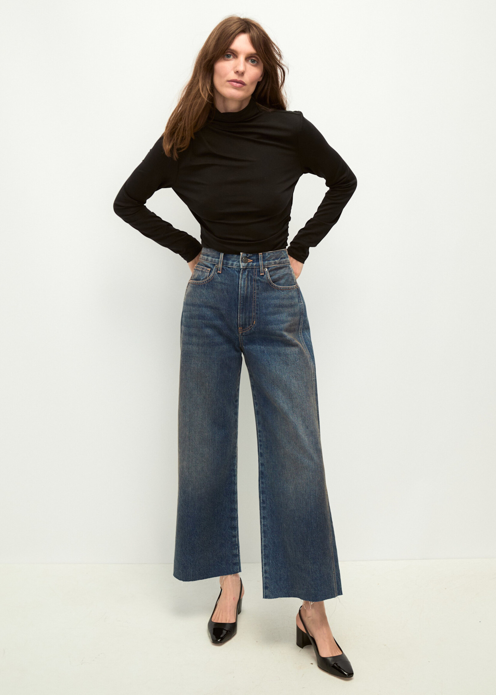 Veronica Beard Taylor Cropped High Rise Jean- Equinox Blue