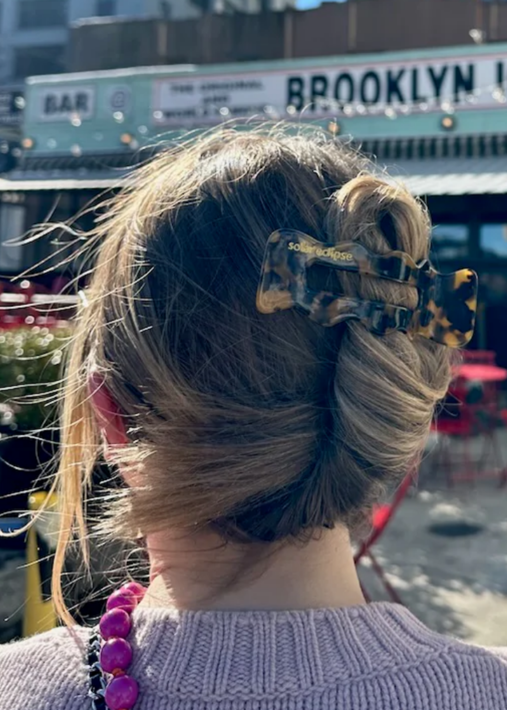 Solar Eclipse Scalloped Lay Down Acetate Claw Hair Clip- Beige Check