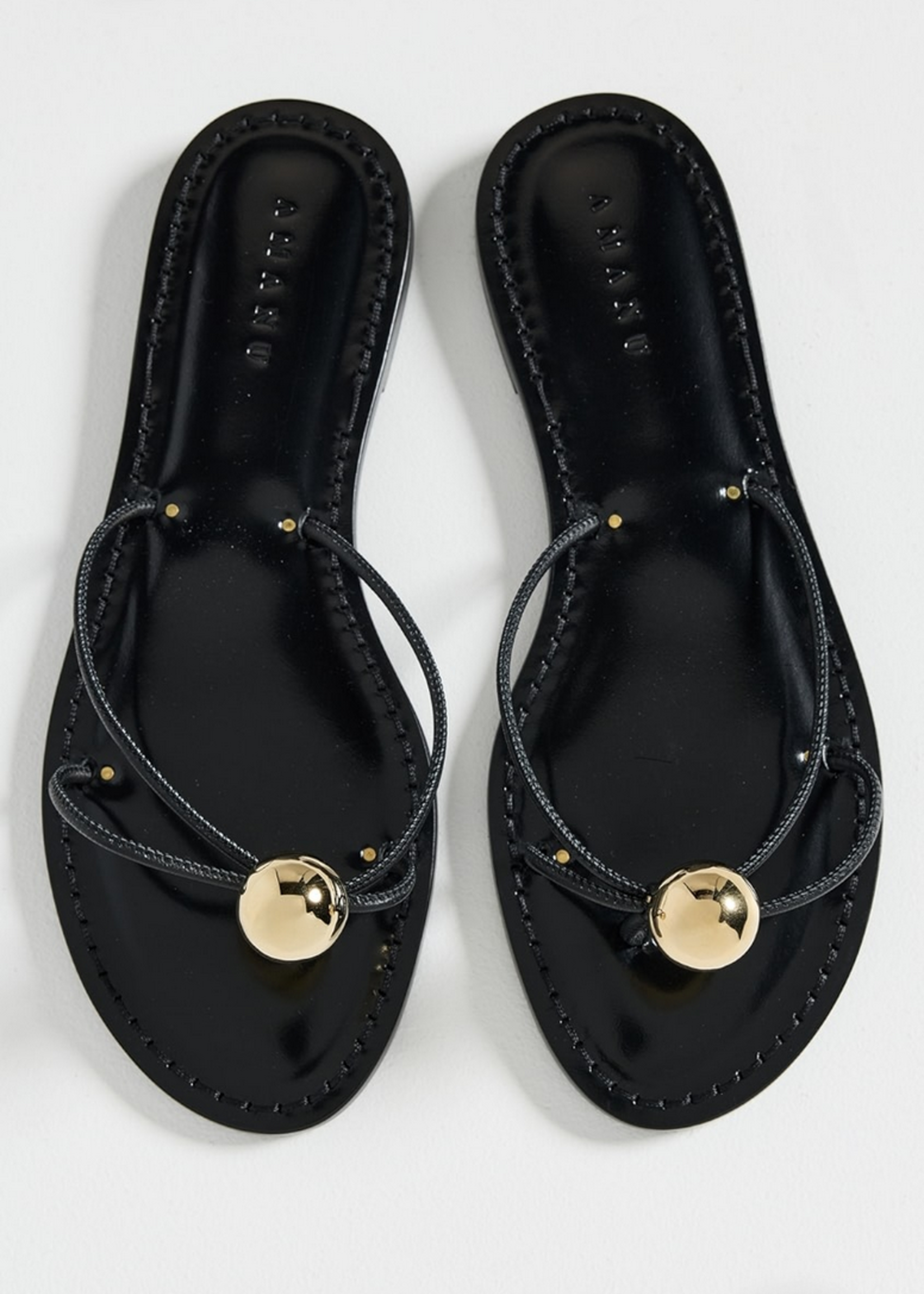 Amanu The Malawi- Style 34- Black w Brass