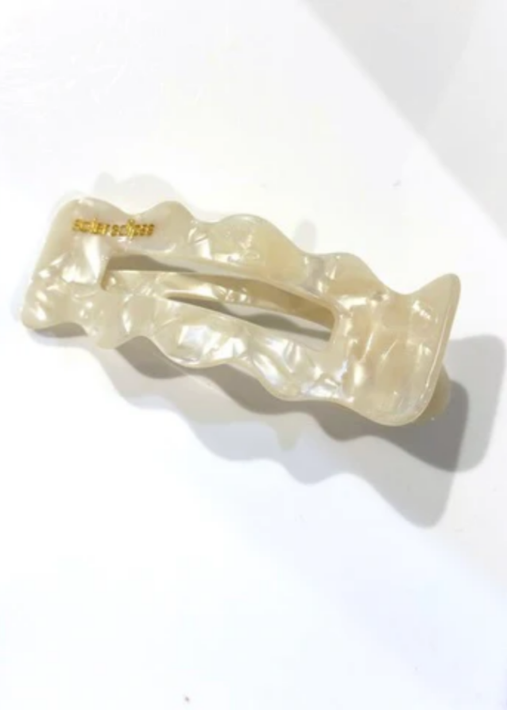 Solar Eclipse Scalloped Lay Down Acetate Claw Hair Clip- Pearl