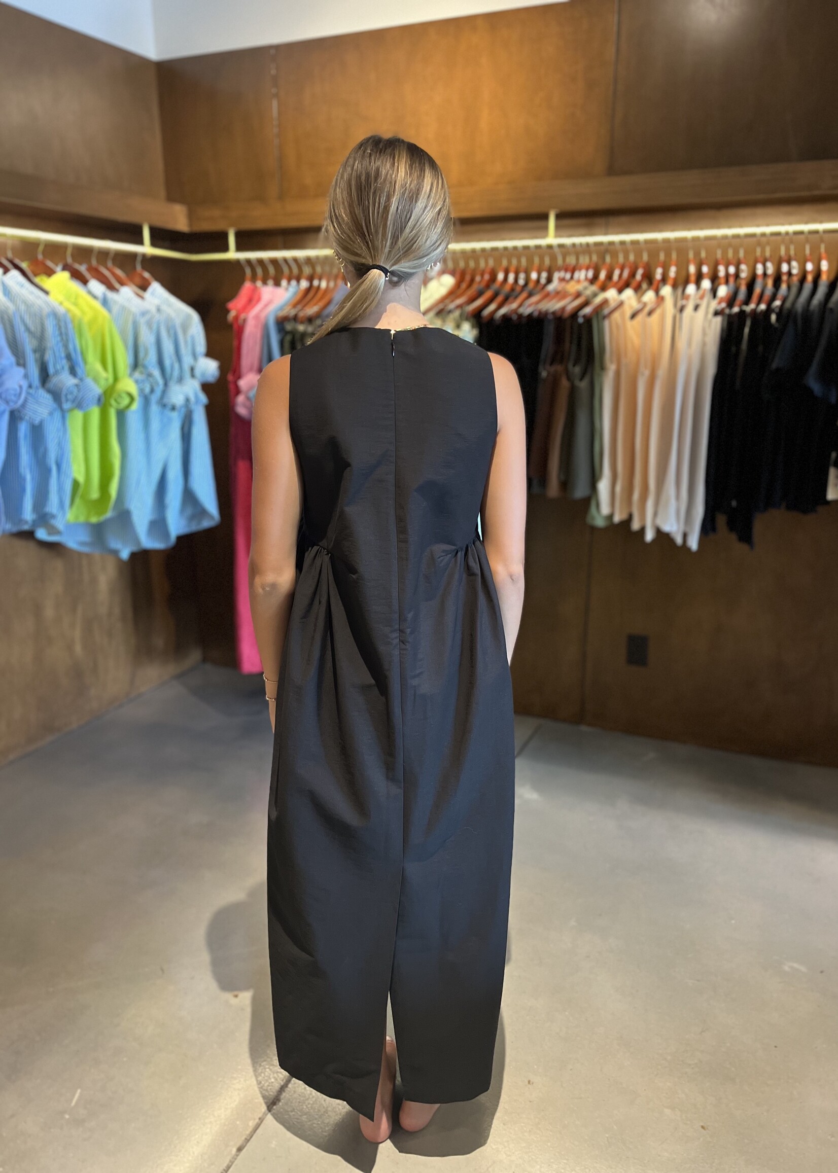 TheLoom Jar Dress- Black