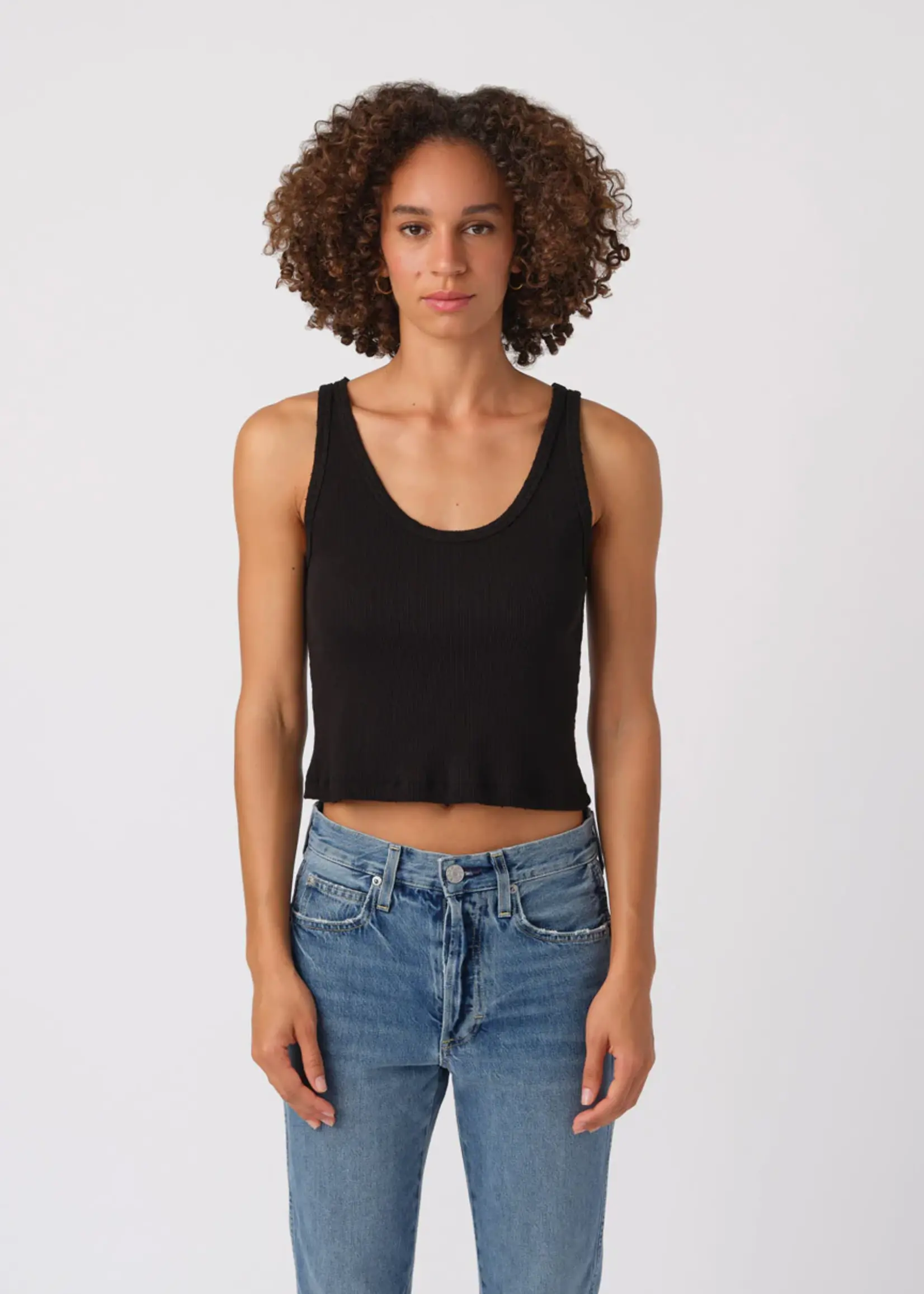 A M O Crop Rib Tank- Black