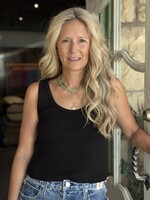 A M O Crop Rib Tank- Black