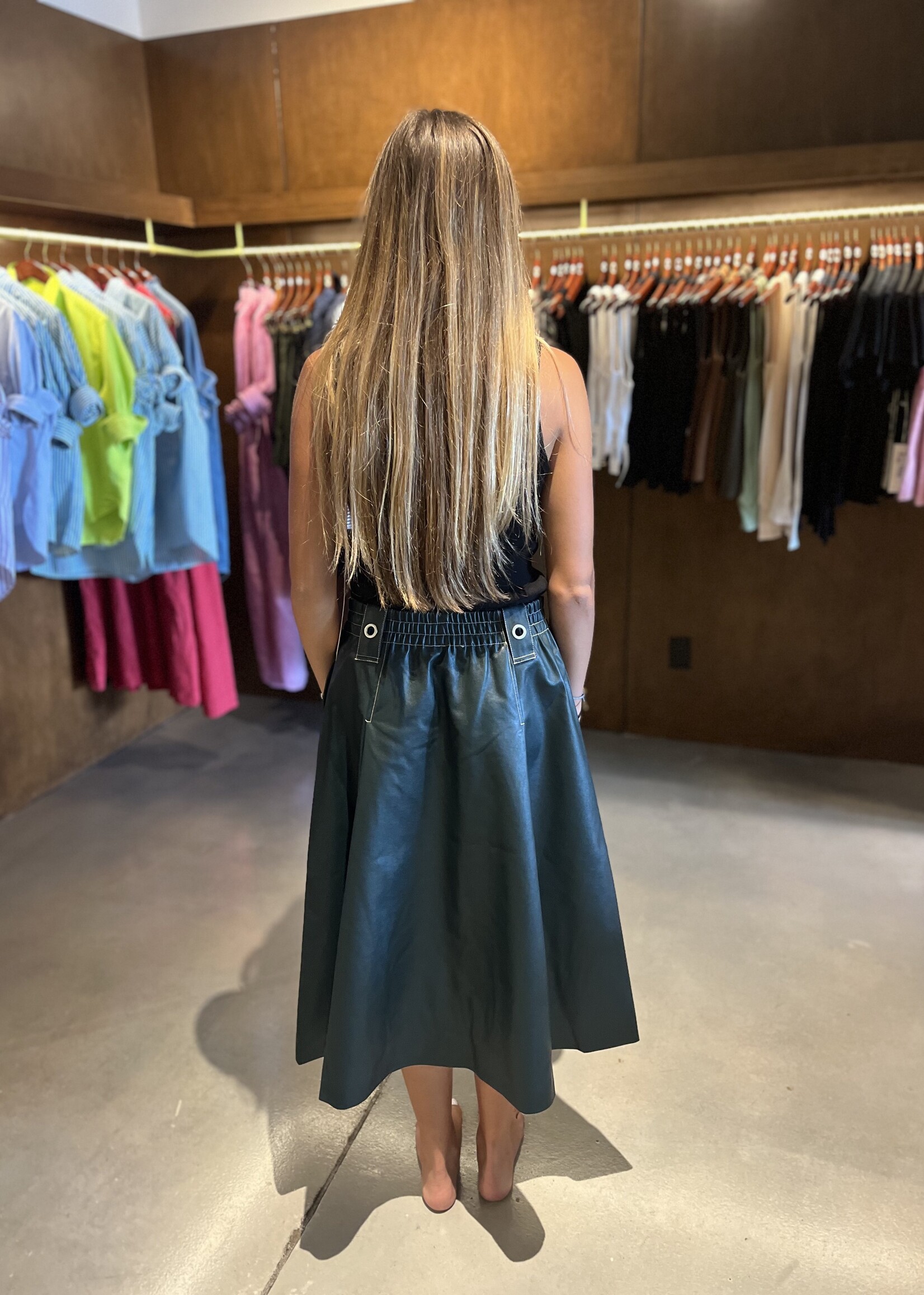 A M O Crop Rib Tank- Black