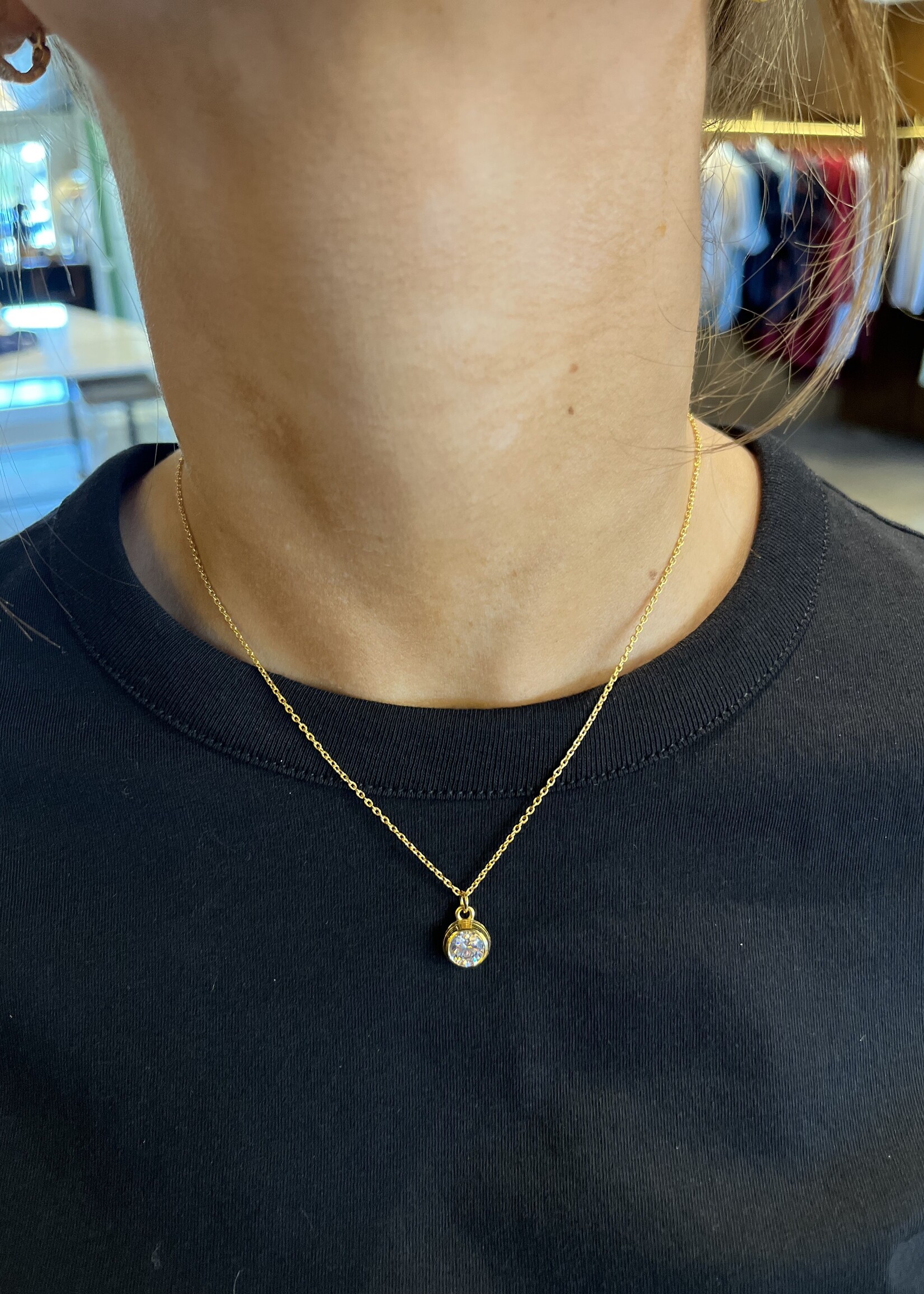 HART Jewelry Dainty Chain w Bezel Charm