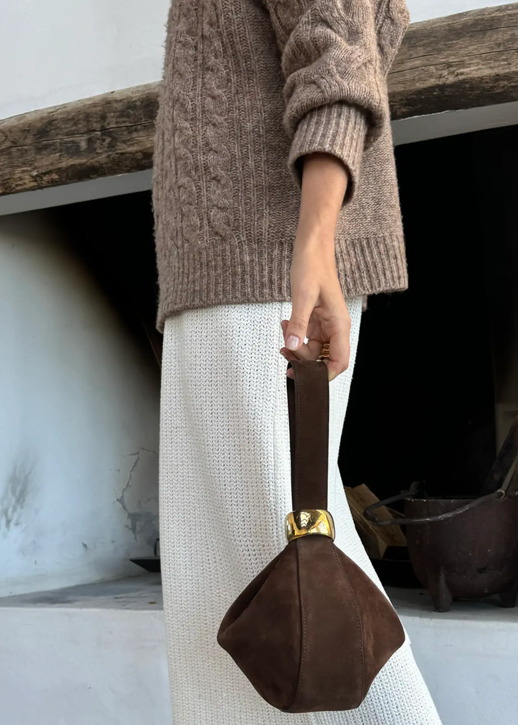 Amanu The Zambia Bag- Chocolate Suede