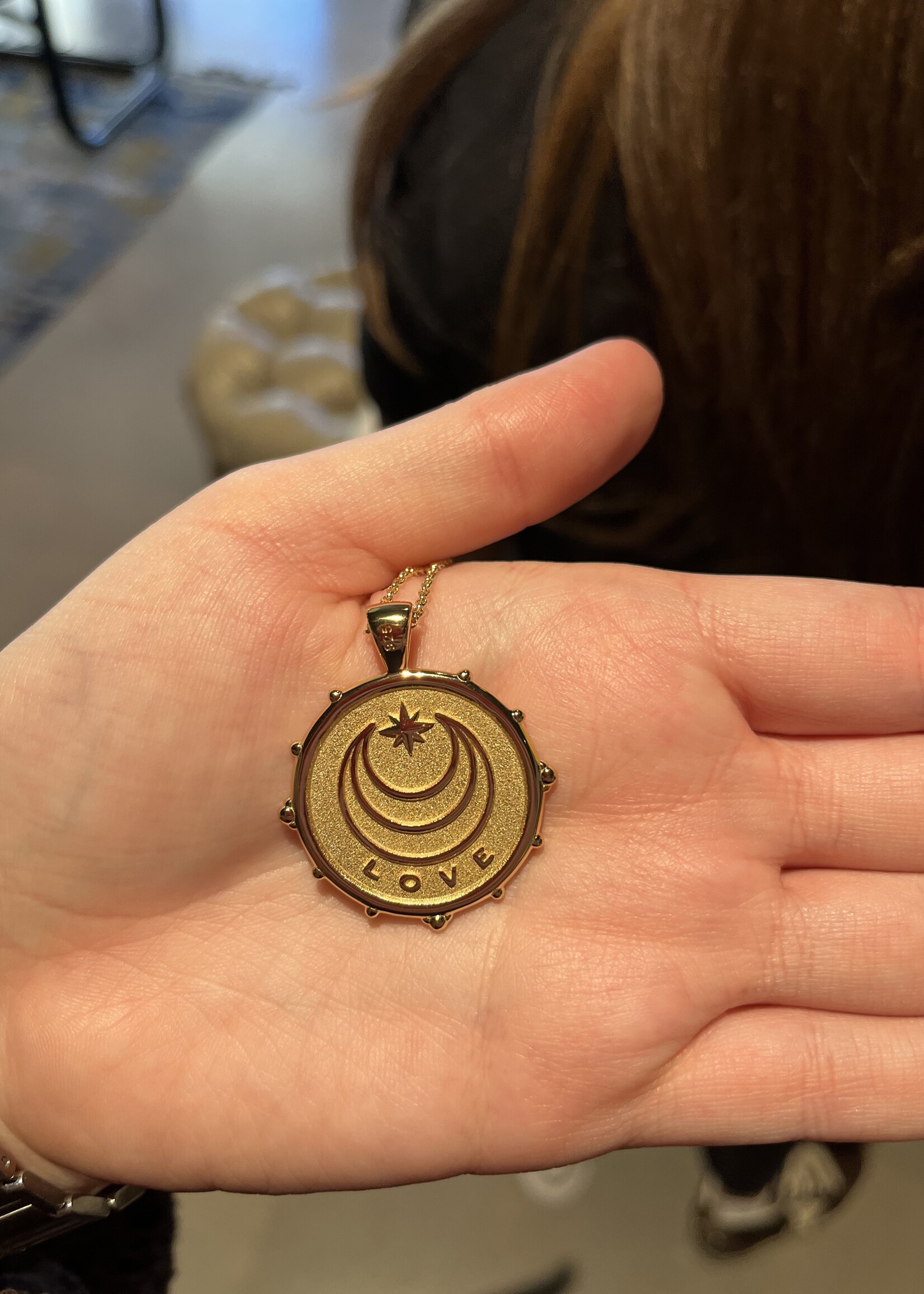 Jane Win Jewelry LOVE Queen of Hearts Original Coin Gold / 16-18" Classic Rolo Chain