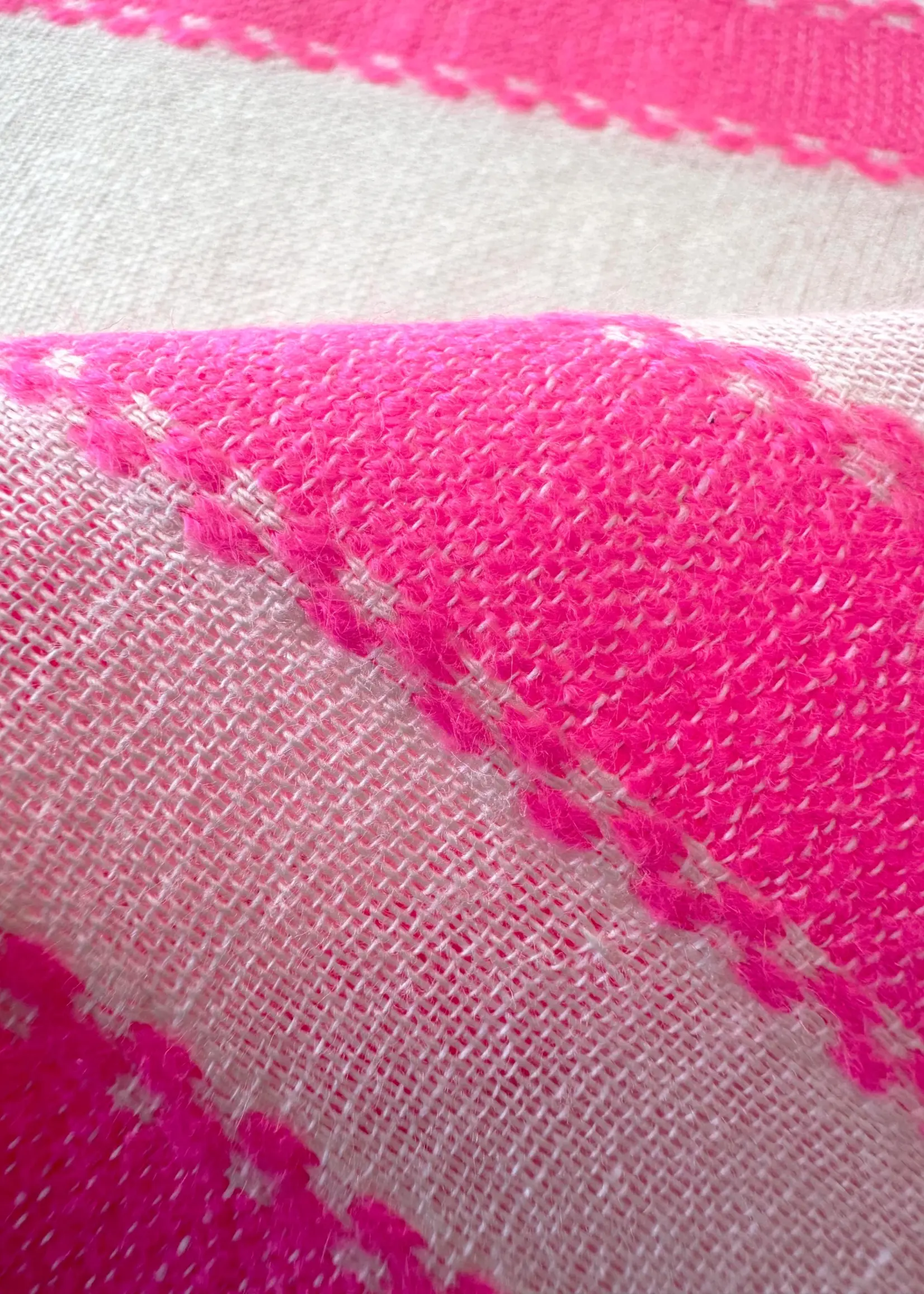 Lema Sarong- Zefeni Fuchsia