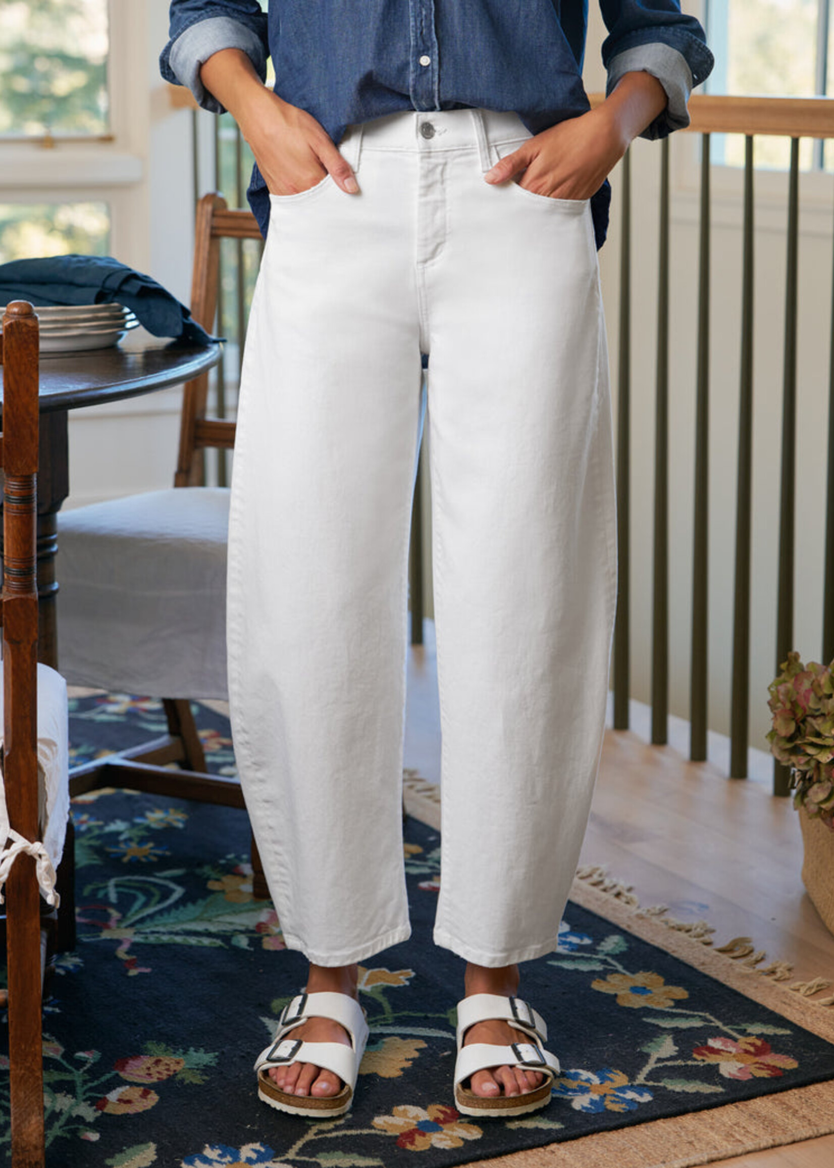 Frank & Eileen Brennan Barrel Jean- White Denim