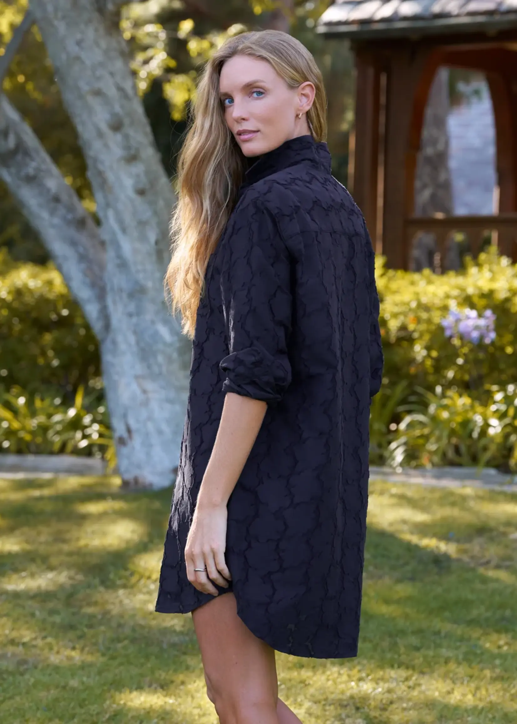 Frank & Eileen Mary- Classic Shirtdress Black Flowers TXBF