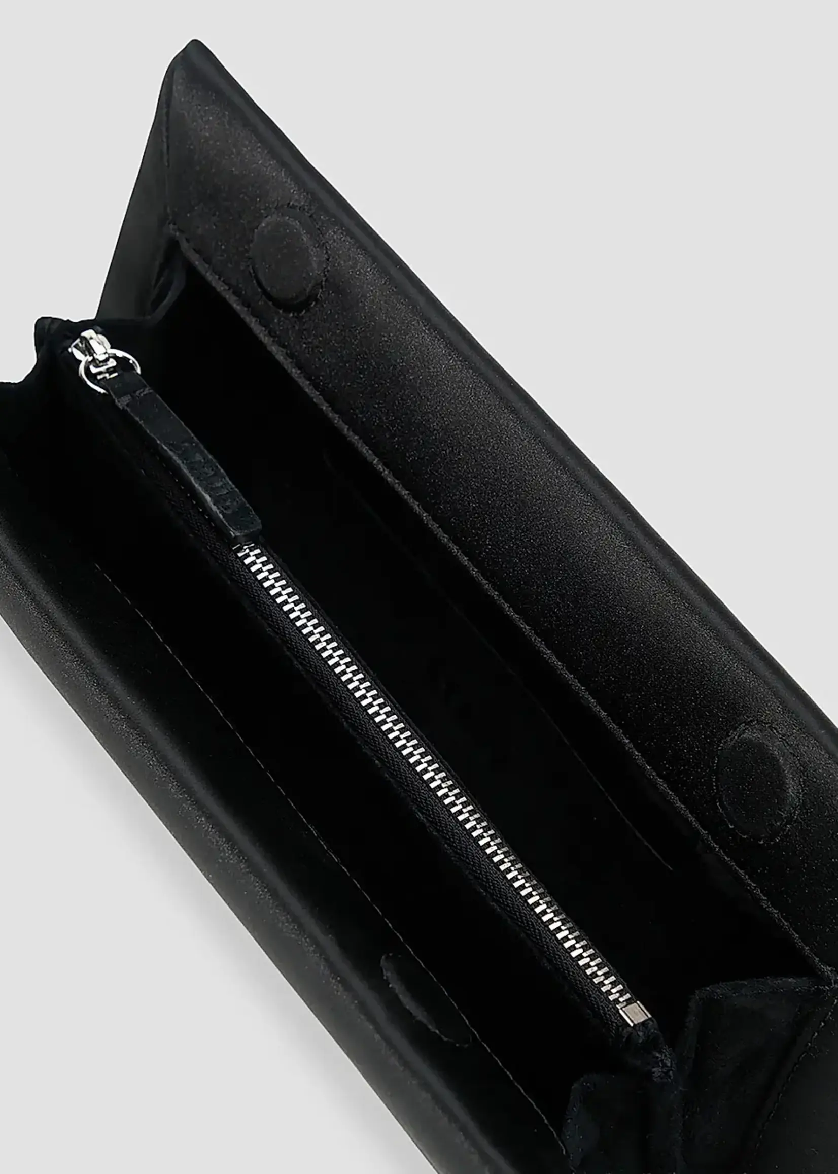 Staud Muse Clutch Black