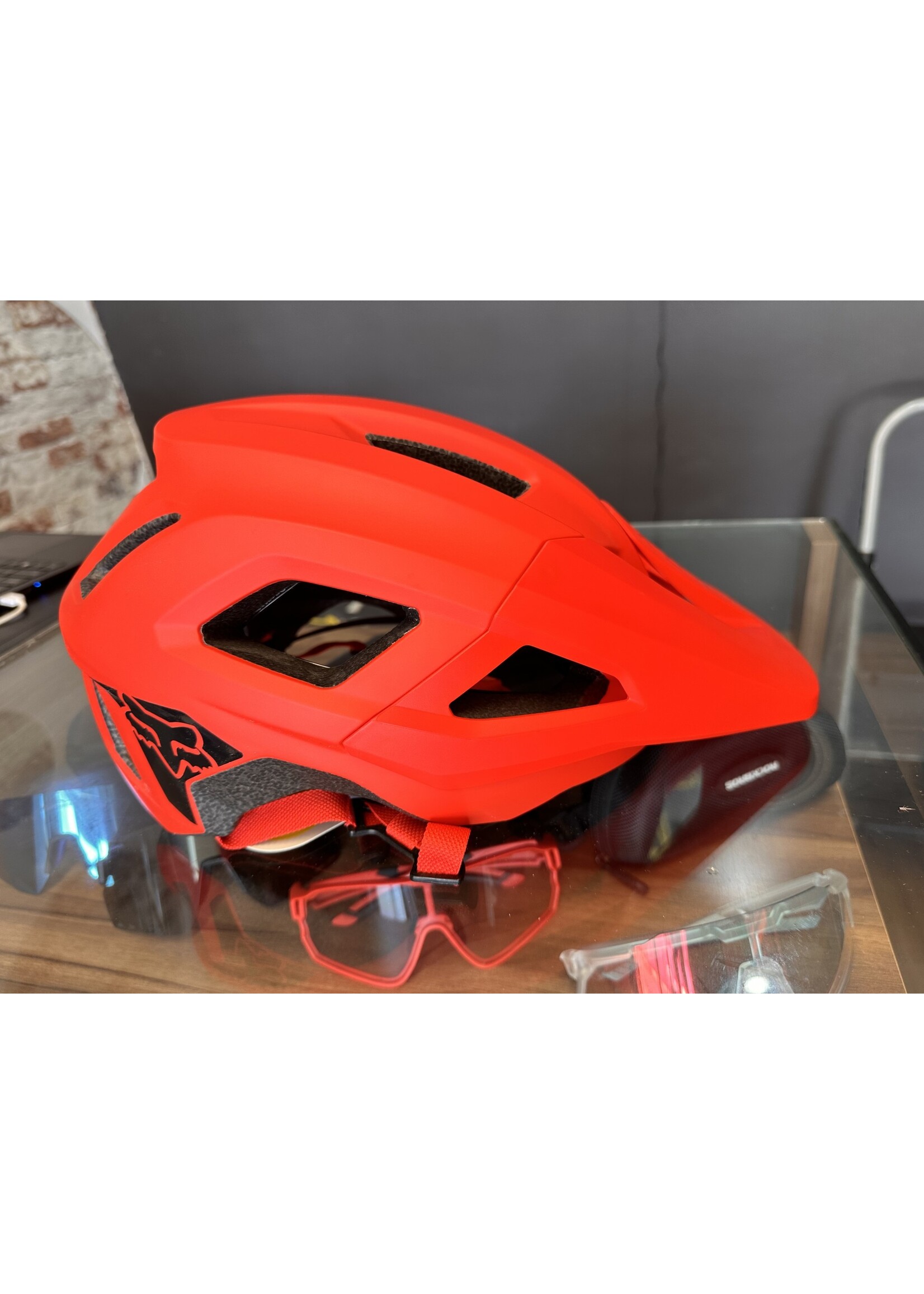 Fox Casco FOX Mainframe Color ROJO Talla L
