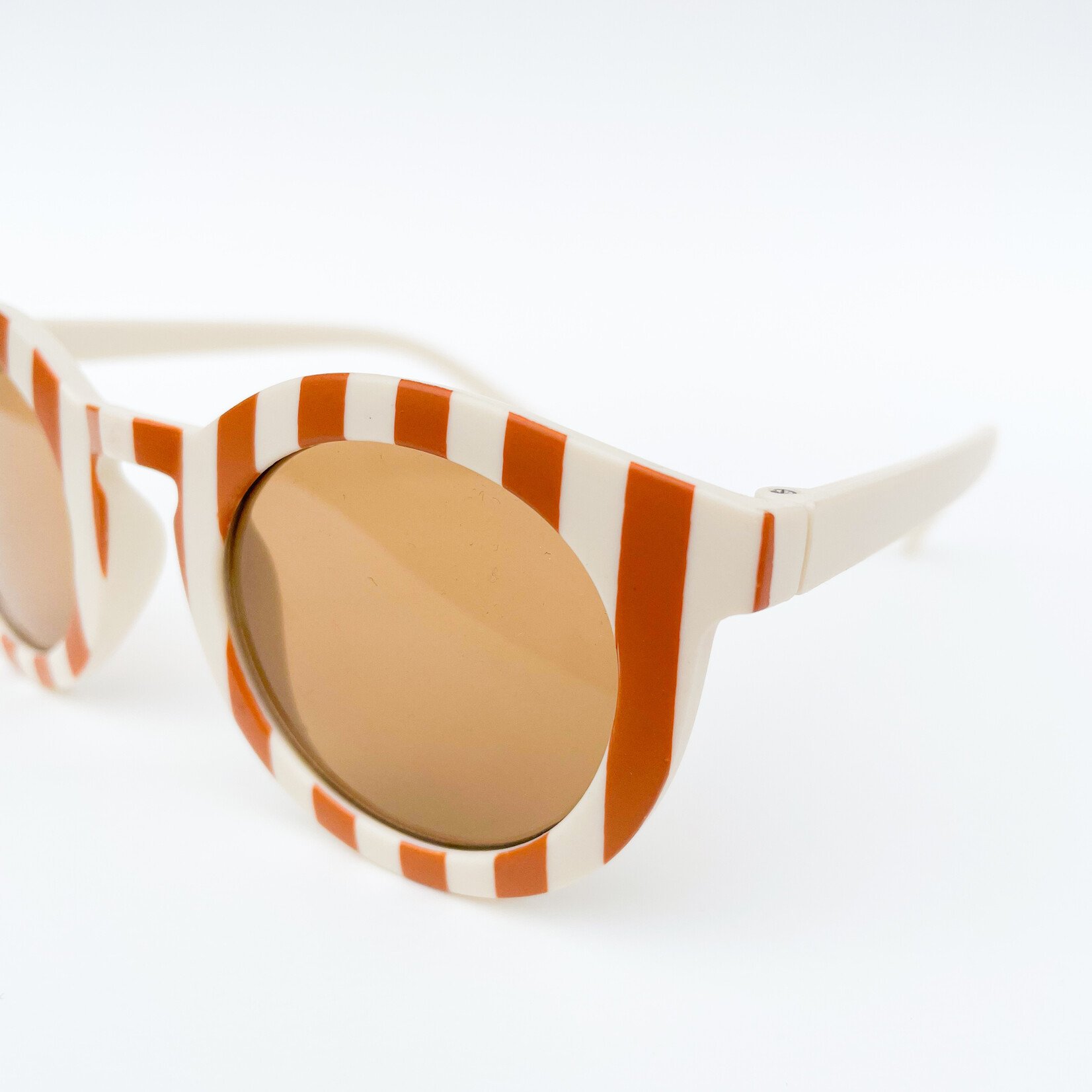 Retro Cream & Tan Suglasses