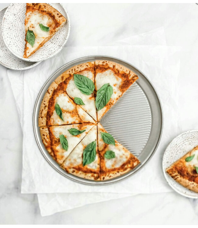 USA Pan 12" Deep Dish Pizza