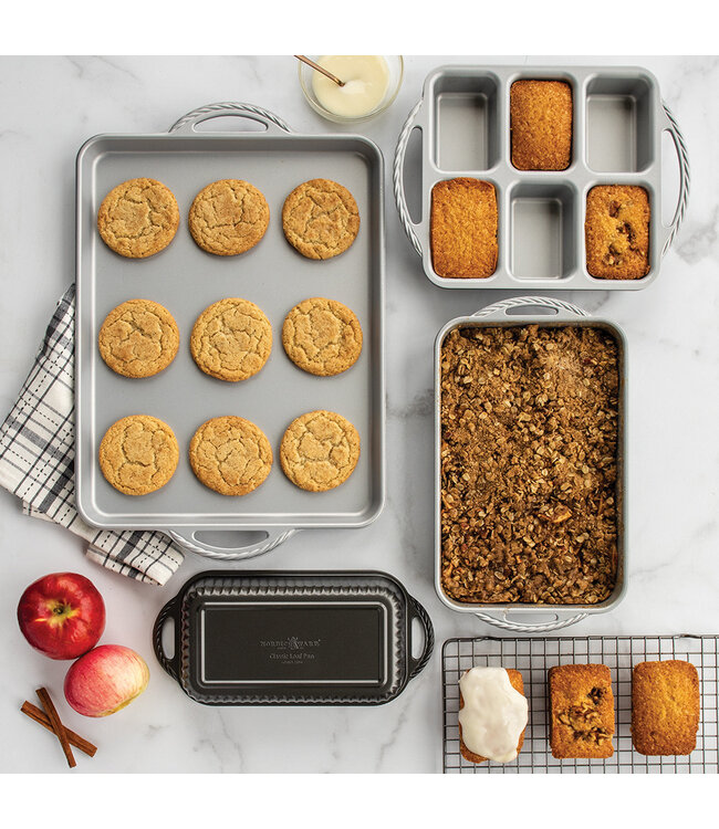 Nordic Ware Procast Mini Loaf Pan
