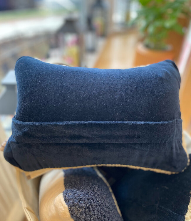 Chandler 4 Corners Stowe Pillow - 8x12