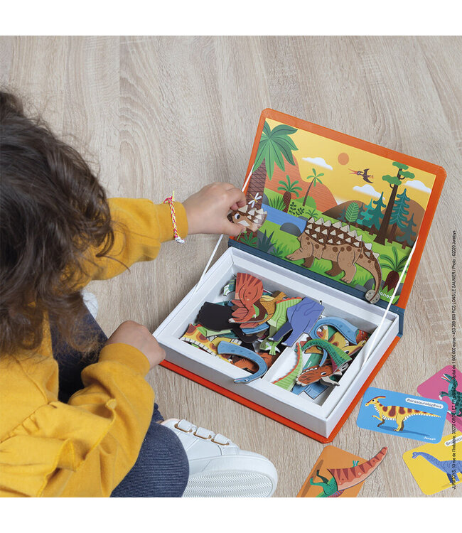 Janod Magnetic Books