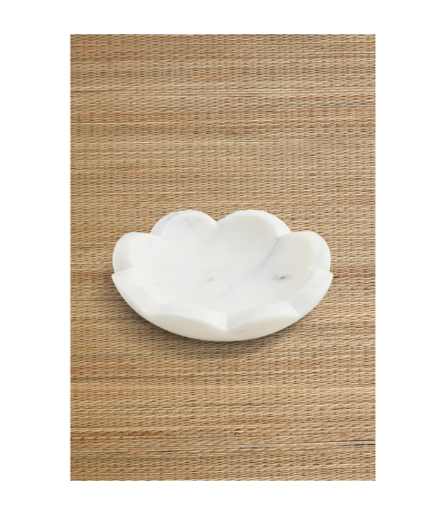 Mudpie Scallop Marble Dish