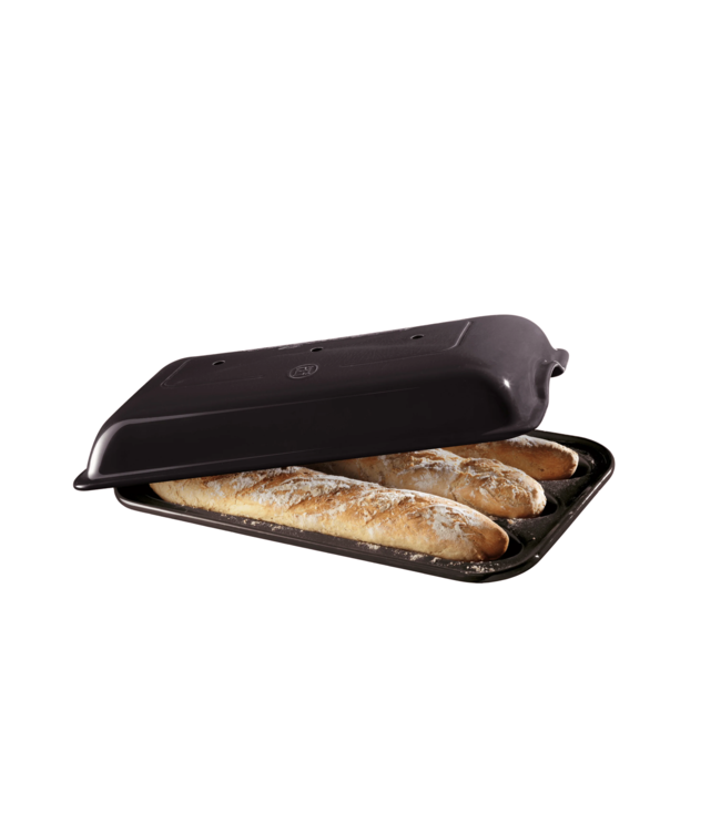 Emile Henry Baguette Baker