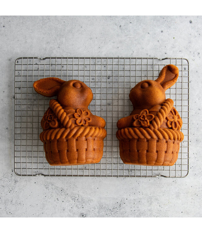 Bunny In A Basket 3D Pan