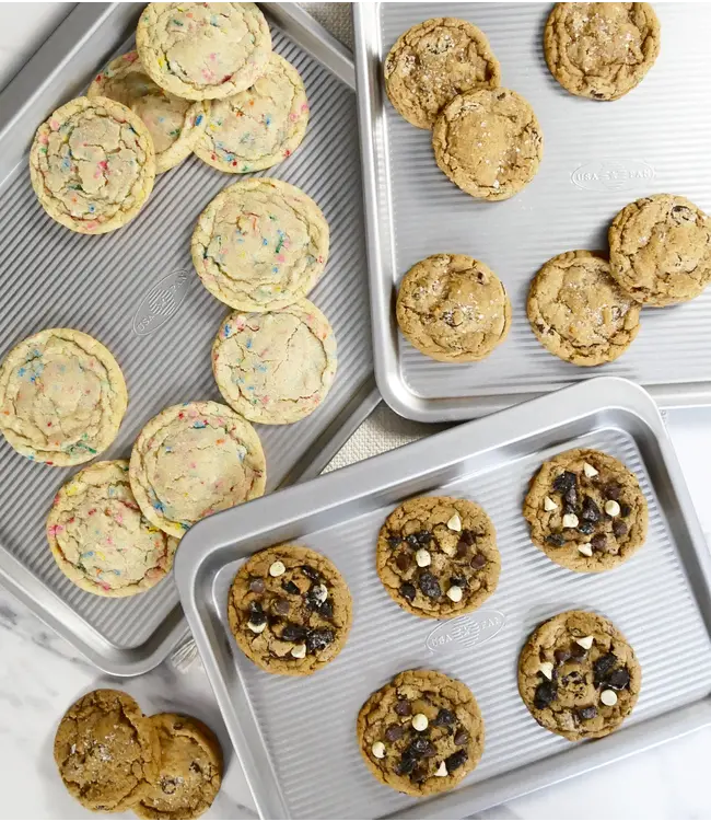 USA Pan Medium Scoop Sheet 14x14