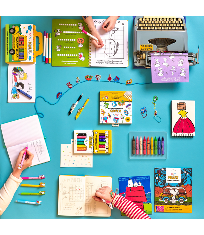 Peanuts Activity Travel Kit & Double-Ended Markers