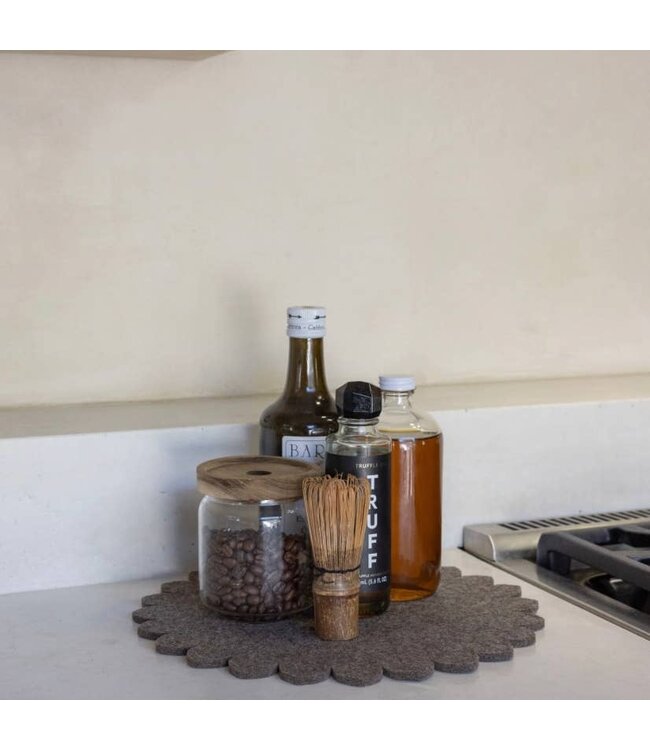 Crest Merino Wool 10" Trivet - Ash Brown