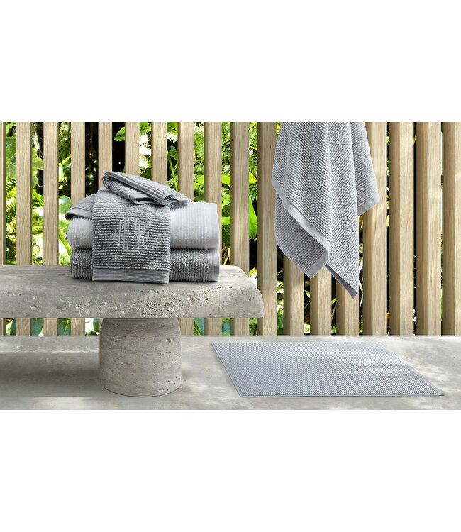 Matouk Aman Tub Mat - White