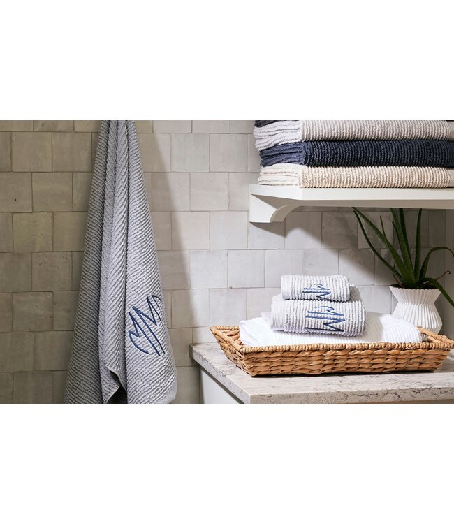 Matouk Aman Tub Mat - White