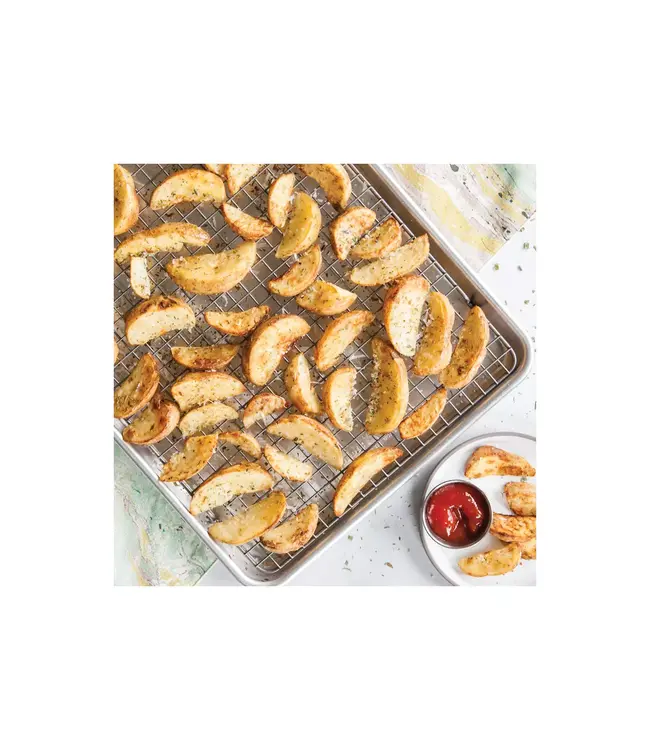 Half Sheet with Oven Safe Grid