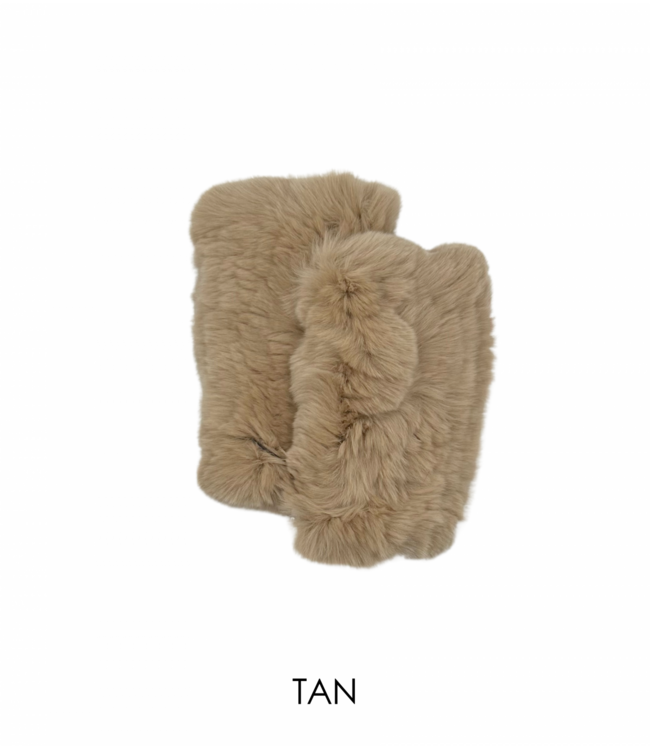 Linda Richards Fur Handwarmer