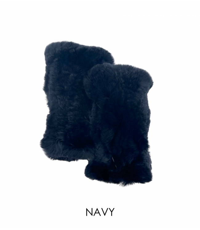 Linda Richards Fur Handwarmer