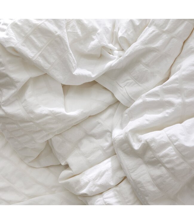 Boll & Branch Relaxed Seersucker Duvet Set